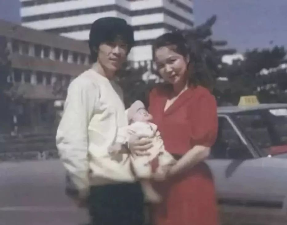 蔡明旗袍高清写真,蔡明惊艳个人写真小品