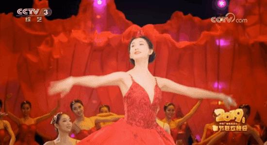 2019年,谁不想做一个像闫妮那样精致的猪猪女孩呢?(文末有大福利!100-200购物卡送给你~)