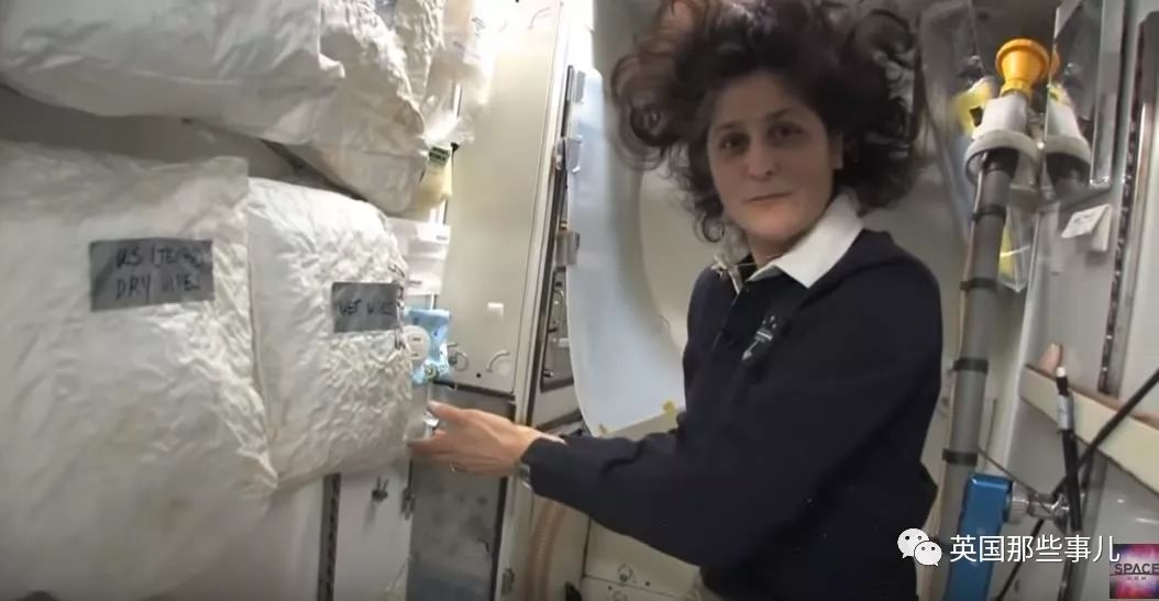尴尬!国际空间站1900万美元的厕所爆了……宇航员似乎更加难过了起来