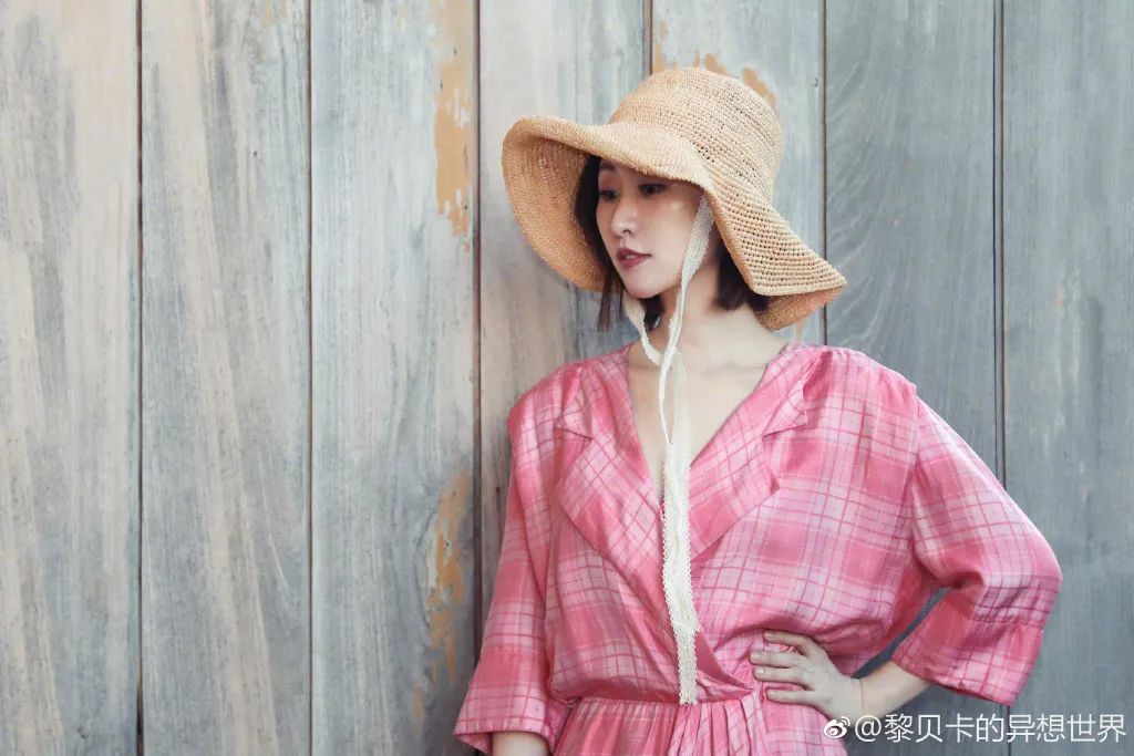 黎贝卡逆袭时尚博主,时尚博主黎贝卡上海市中心