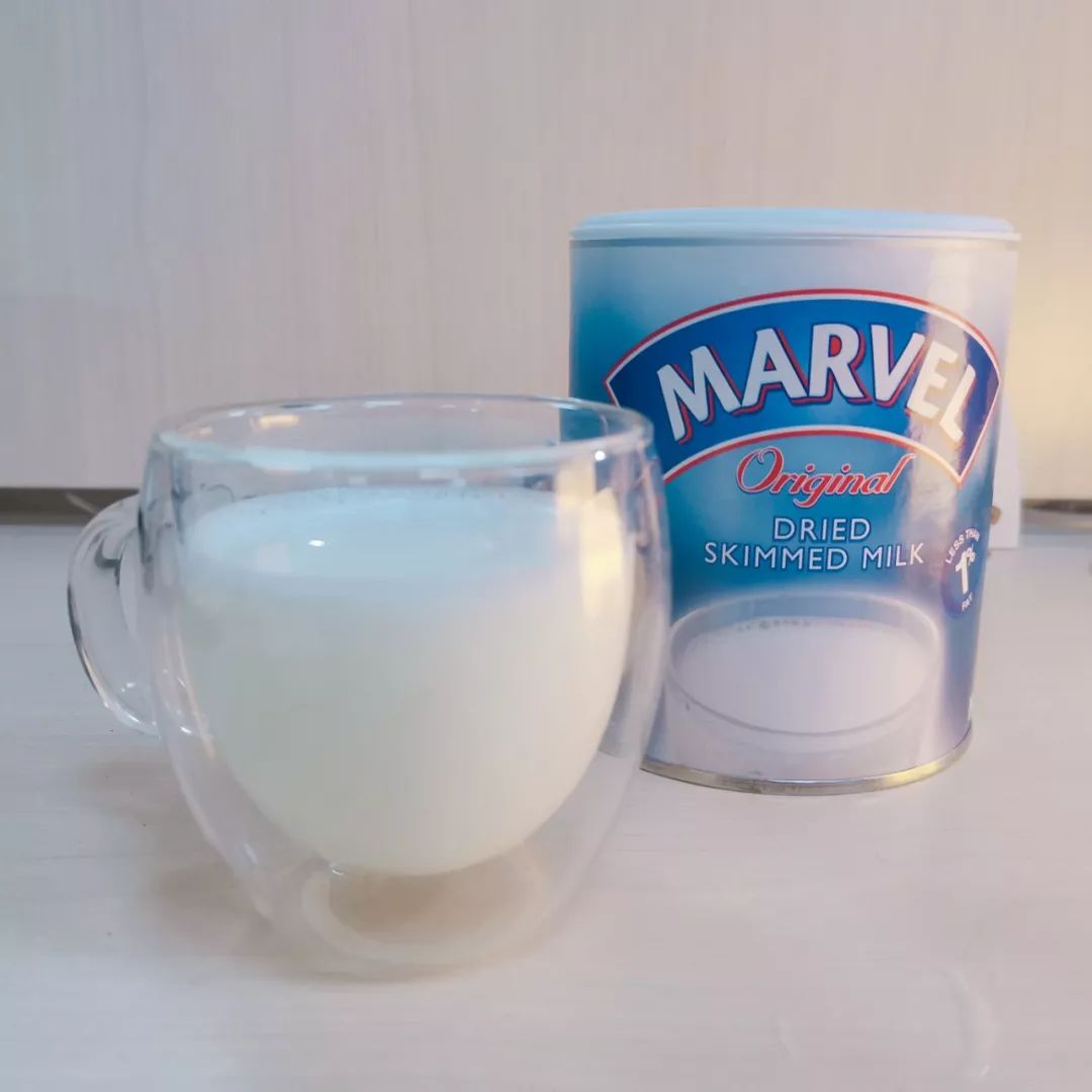 凯特王妃穿衣时髦又节俭,订外卖与自己做饭