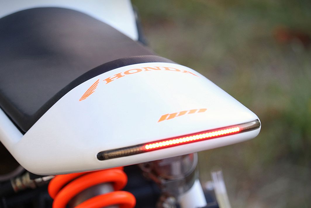 风情摇曳作品,风情摇曳原版