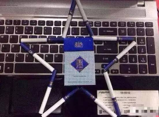 哈密人注意！这些牌子的香烟都是假货，“老烟枪”都不抽！速看！