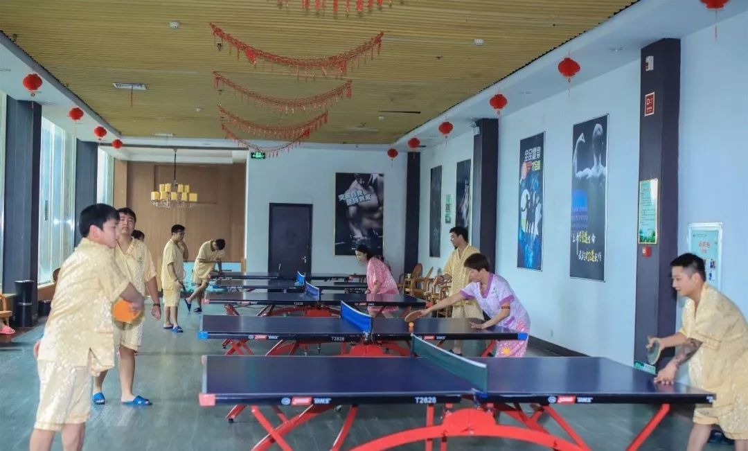 趁着假期来泡温泉吧,趁夏天还没来赶紧泡个温泉