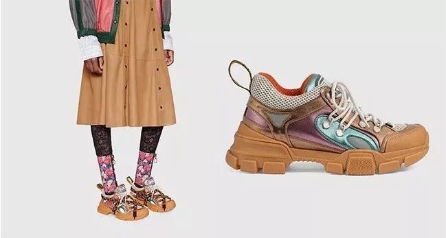 打响2021品牌第一战,用单品打造时尚感