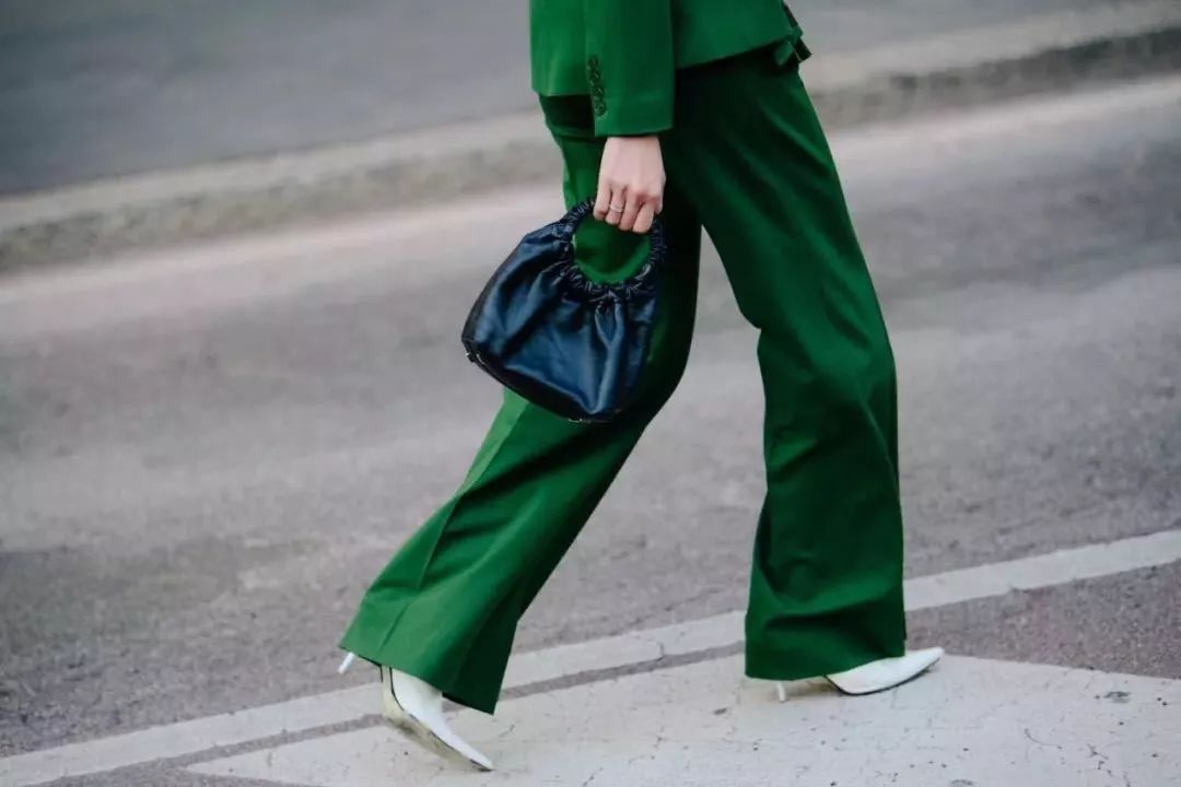 打响2021品牌第一战,用单品打造时尚感