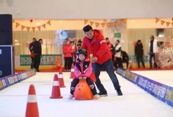 冰雪运动活力中国,冰雪运动火热迎冬奥