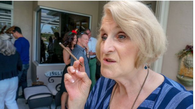 毁三观！新西兰女大学生竟流行找“干爹”？！有包有鞋有衣服还有巨额零花钱……也有华人这样做……