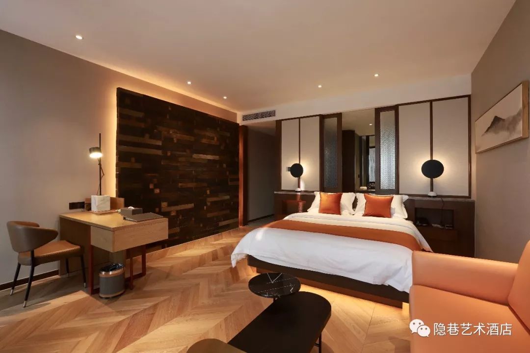 闅愬贩鑹烘湳閰掑簵鏃╅,闅愬贩绮惧搧閰掑簵