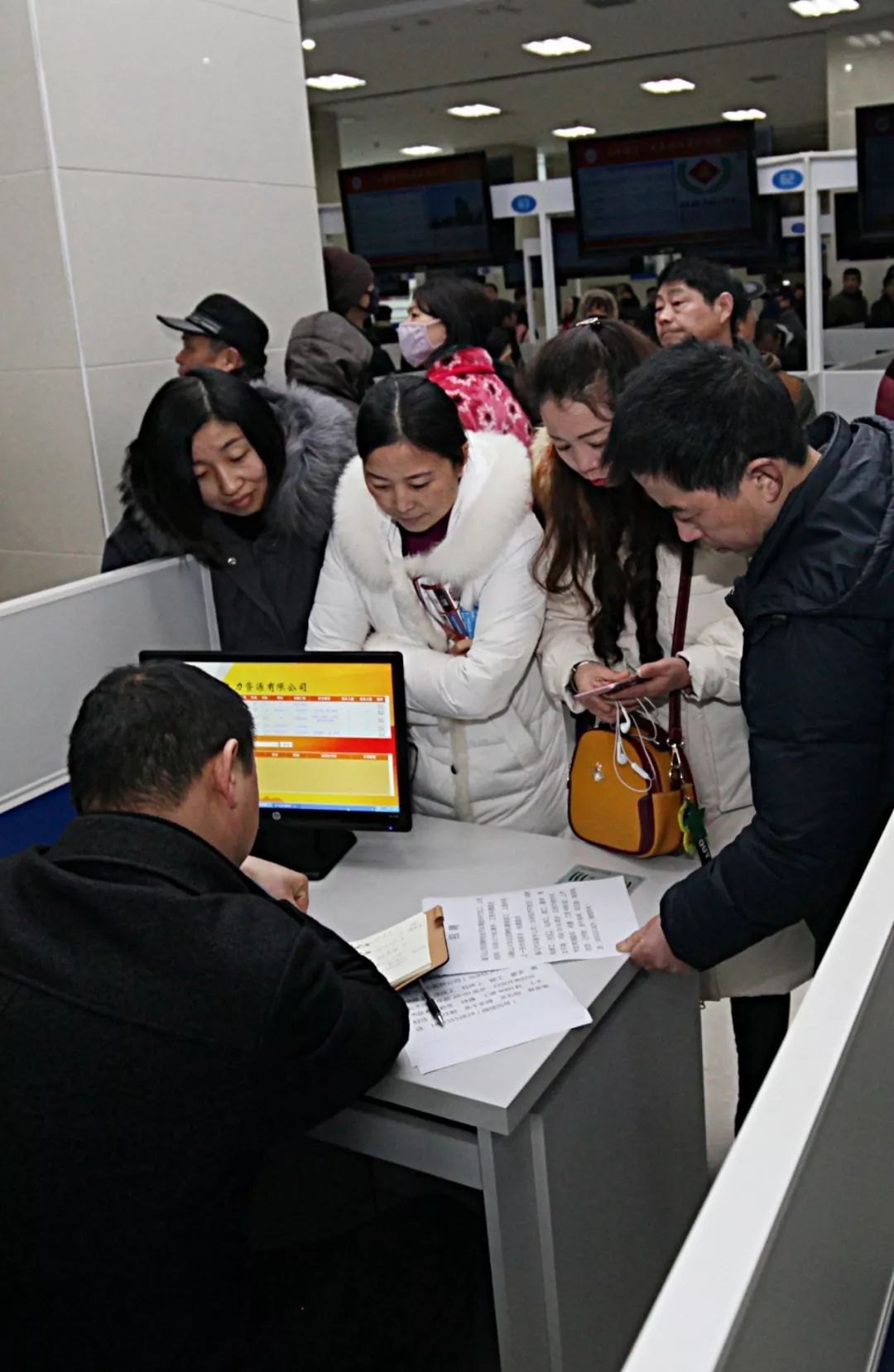 马鞍山现在还有现场招聘会吗,马鞍山招工最新待遇