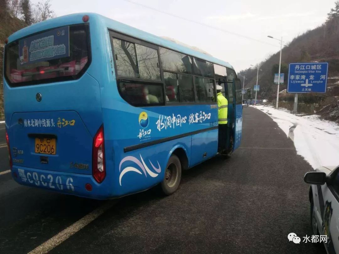 粗心乘客遗失几万元,粗心乘客遗落贵重首饰