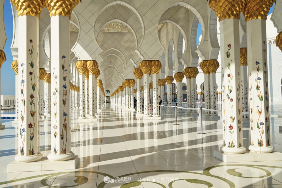 迪拜的谢赫扎伊德清真寺,迪拜清真寺谢赫扎伊德