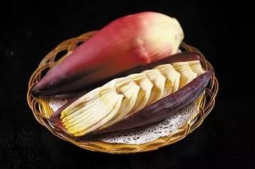 春天吃花要注意！吃错会中毒，头晕恶心呕吐，每年都有人中招