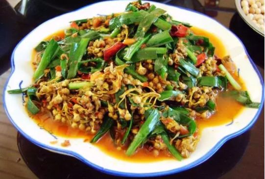 春天吃花要注意！吃错会中毒，头晕恶心呕吐，每年都有人中招