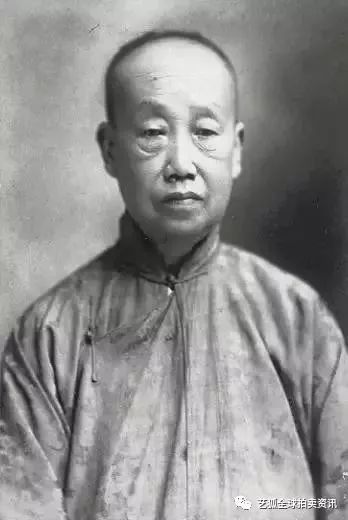 “武林天下第一社”藏宝无数,掌门人宁缺毋滥!