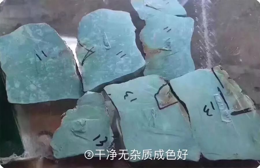 绿松石配饰可以戴一辈子吗,绿松石配饰一半绿一半蓝