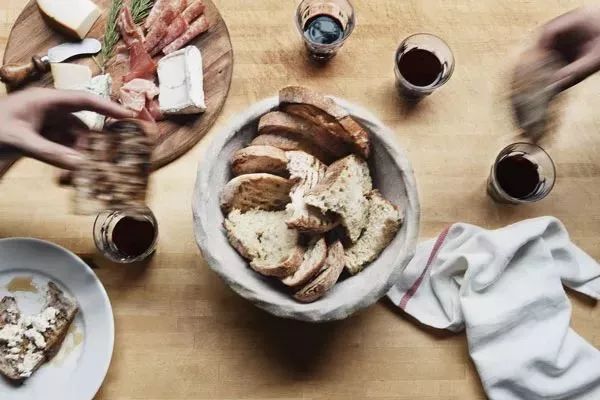 葡萄酒保质期为什么是10年,葡萄酒没有保质期是否假酒