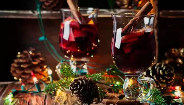 葡萄酒保质期为什么是10年,葡萄酒没有保质期是否假酒