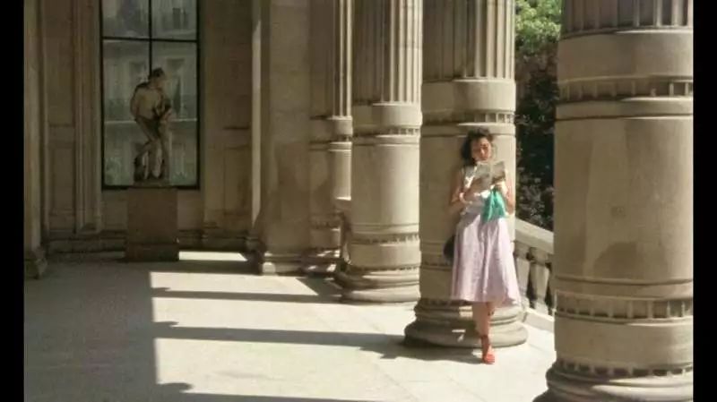 情人夜，我们观观影、谈谈情、喝喝酒