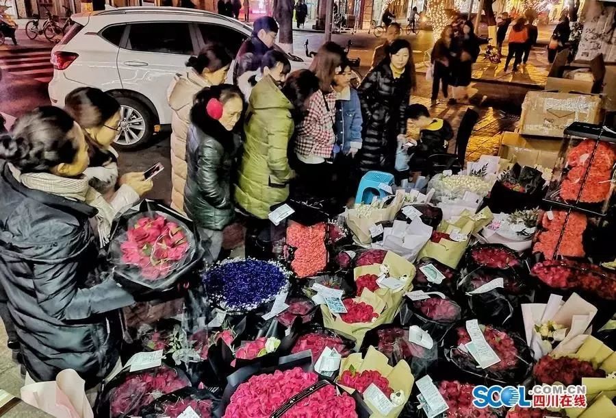 最贵的玫瑰花2000块一朵,最贵的玫瑰花花束