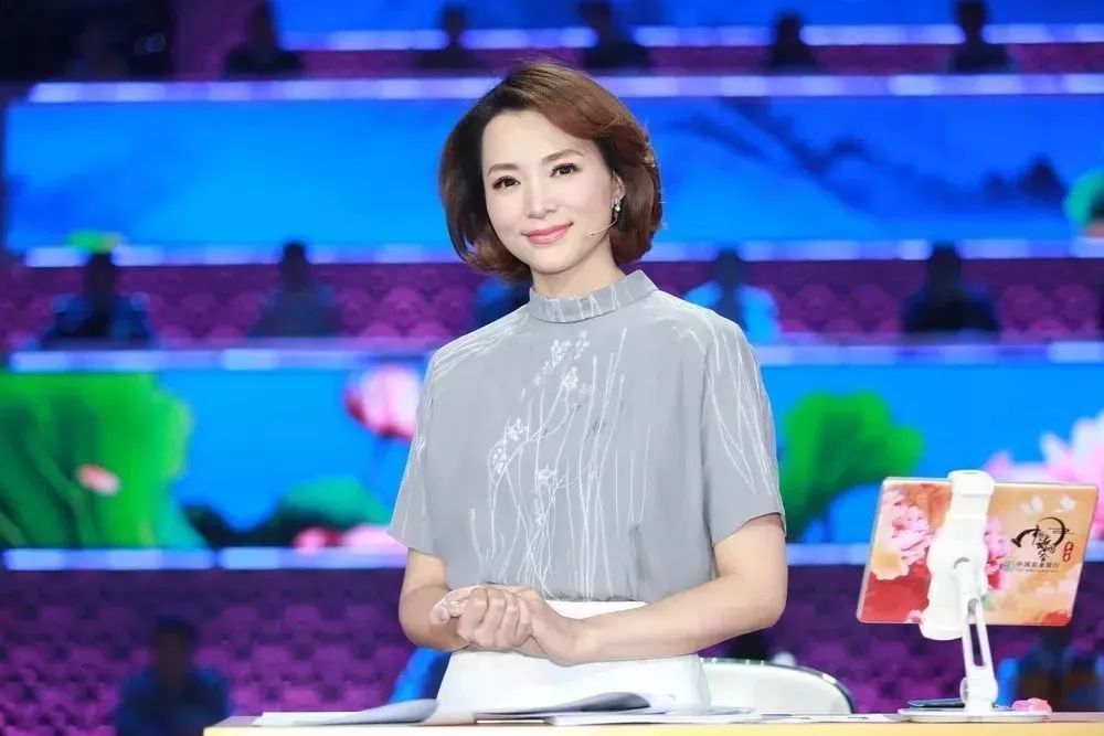 董卿诗词大会经典语录摘抄,董卿的经典语录中国诗词大会