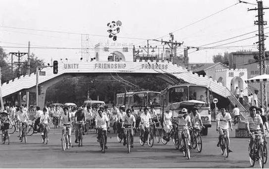 30张北京老照片，据说只有1%北京人能全认对！｜二马荐赏