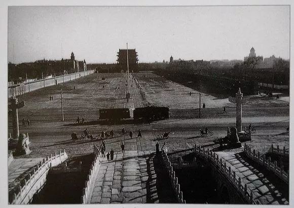 30张北京老照片，据说只有1%北京人能全认对！｜二马荐赏