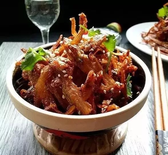 想象不到的人间美味,长江凤尾鱼,以后吃不到啦!