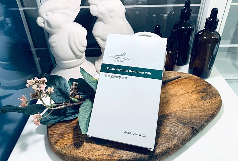 杨紫法令纹填充过多像小猴子,杨紫法令纹和嘴角纹怎么这么深