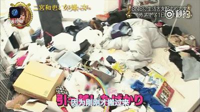 “那个总在朋友圈炫富的女孩,昨晚自杀了”