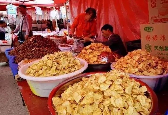 云南旅游昆明小吃街攻略,昆明乡街子网红打卡点