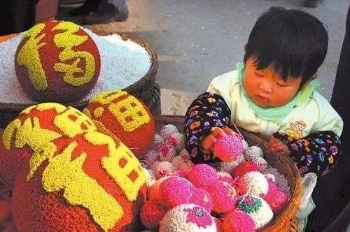 云南旅游昆明小吃街攻略,昆明乡街子网红打卡点