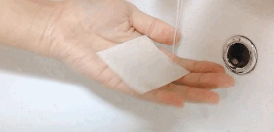 洁面黑科技！一张小纸片，洗脸护肤全搞定！出门再也不带瓶瓶罐罐！