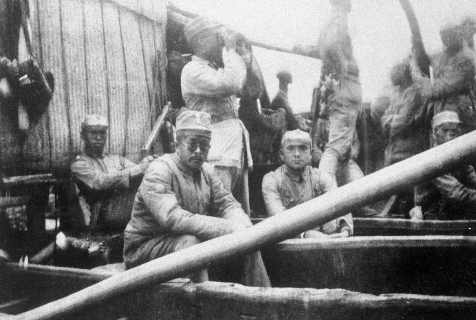 集结号丨*小平邓**同志逝世22周年，追忆他在太行山的艰苦岁月