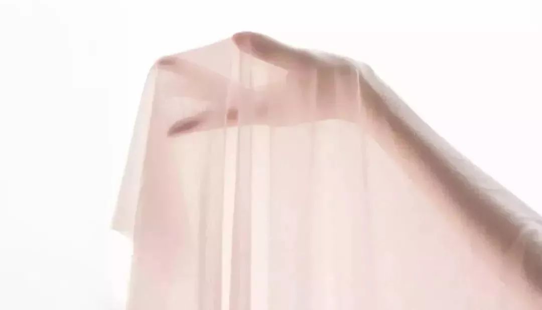 藏在美裙下的小心思：天然蚕丝，轻柔如空气，限时99/6条