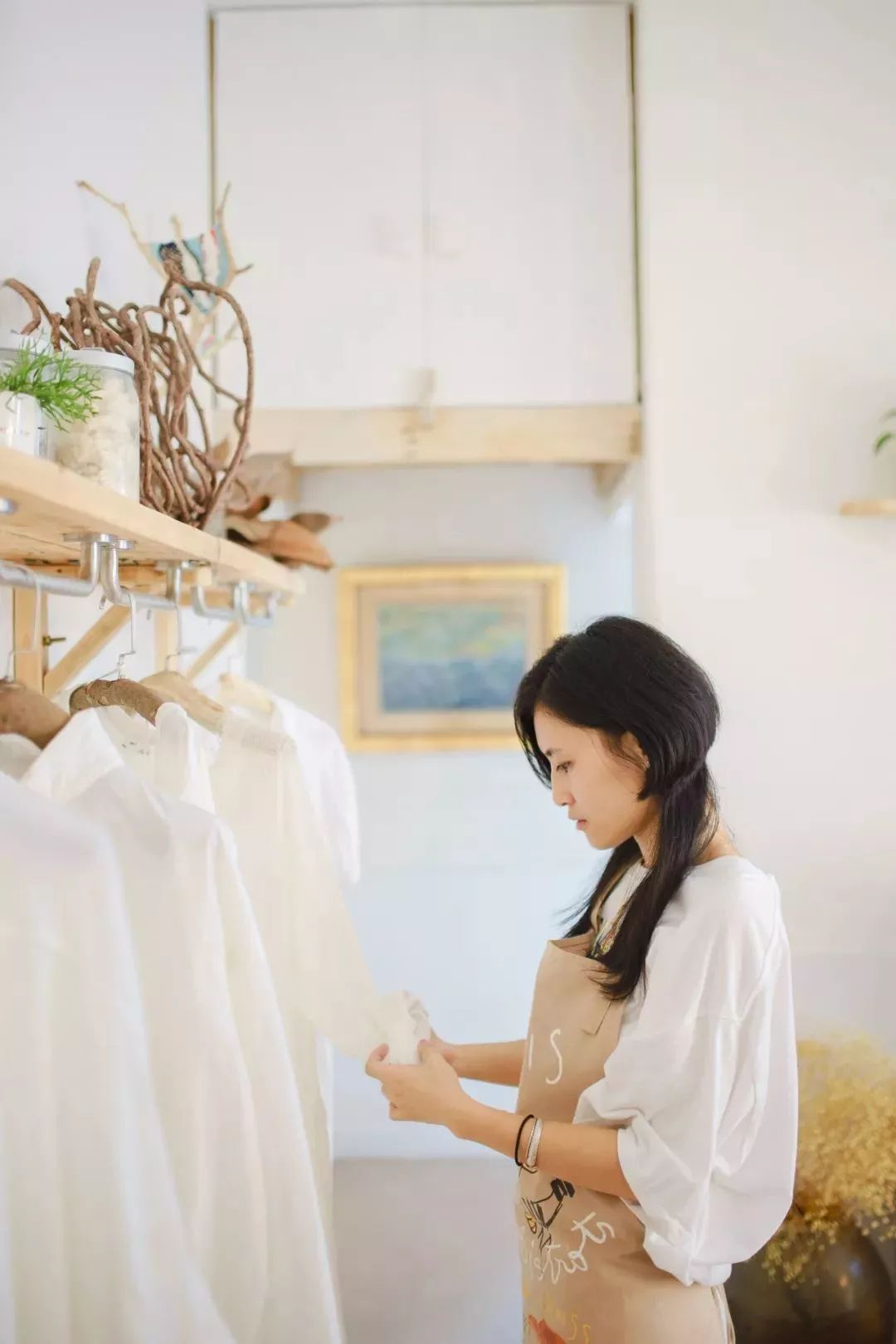 出租屋改造捡破烂,靠捡废品装修