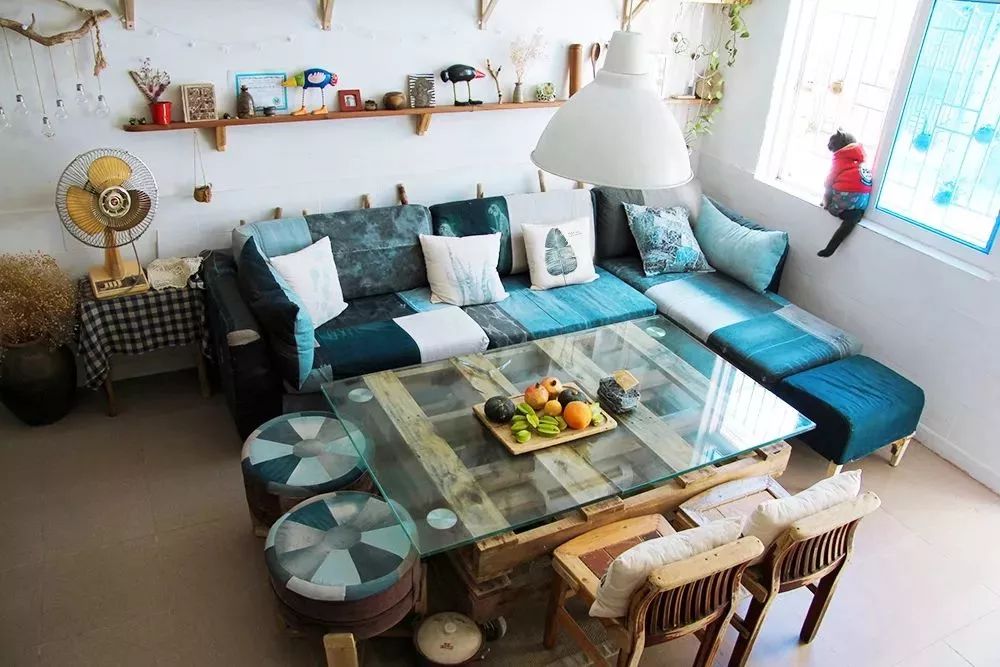 出租屋改造捡破烂,靠捡废品装修