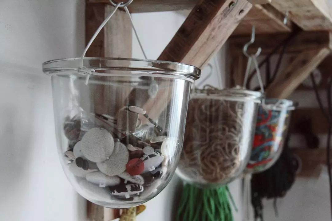 出租屋改造捡破烂,靠捡废品装修