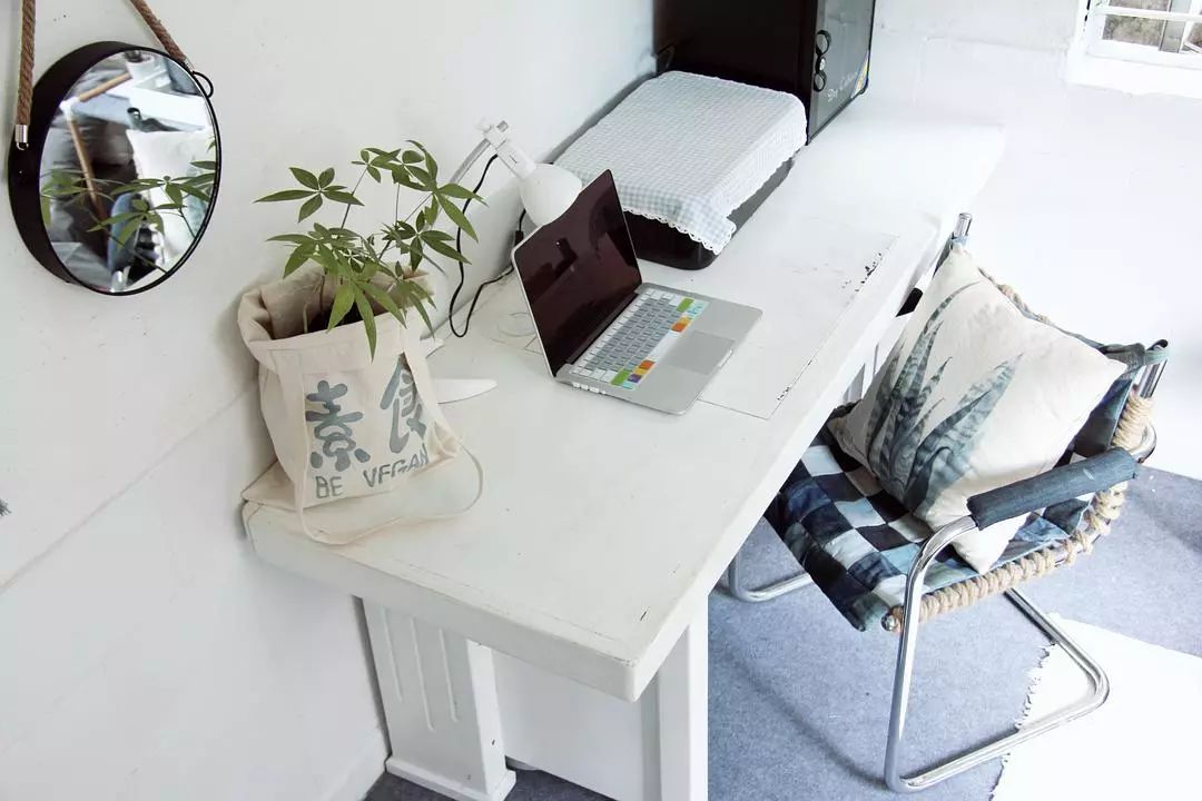 出租屋改造捡破烂,靠捡废品装修