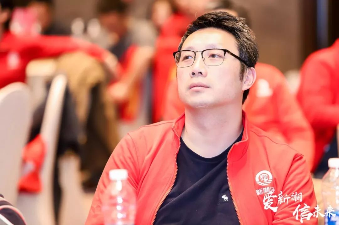 我们1亿用户！乐人互娱手Q小游戏平台淘金记