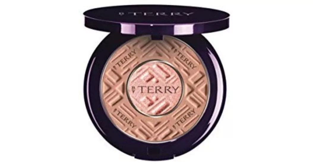 2019年,谁不想做一个像闫妮那样精致的猪猪女孩呢?(文末有大福利!100-200购物卡送给你~)