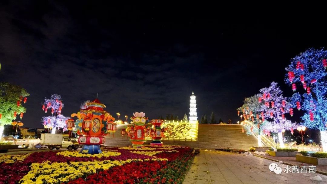 西南元宵花灯汇今晚正式上演，“三转文塔”将这样玩！