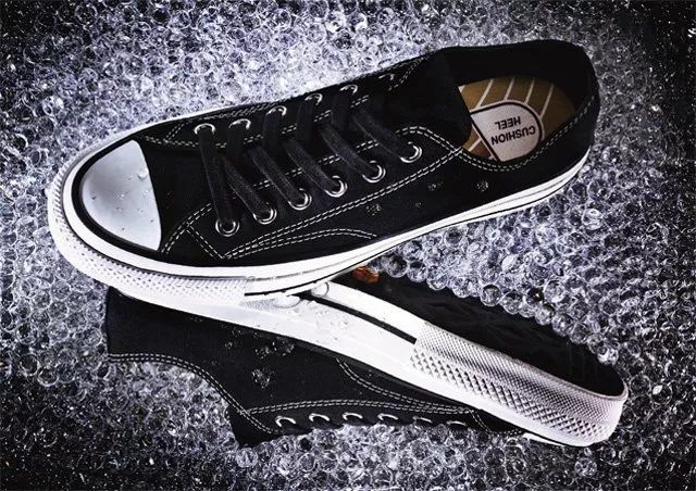 同样都是穿匡威的,怎么大哥们还“改装”上了呢?