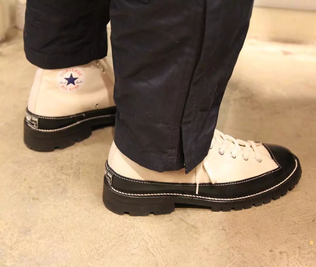 同样都是穿匡威的,怎么大哥们还“改装”上了呢?