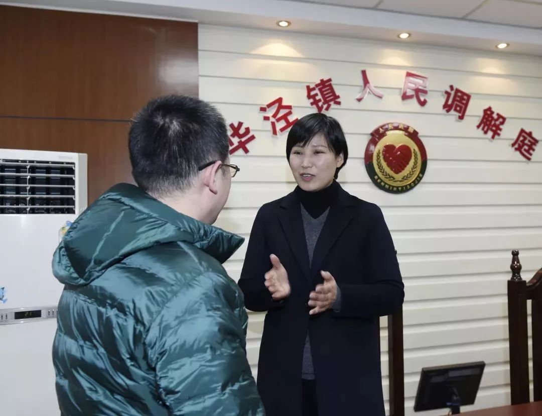 老娘舅85后男生从小尝尽辛酸,最美的老娘舅