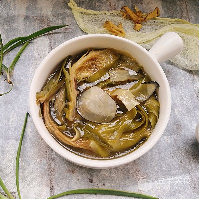 霸王花海底椰雪梨干煲汤,霸王花海底椰汤做法