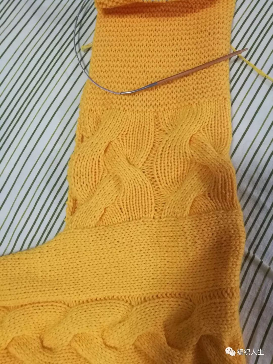 高档时尚仿貂绒衫,棒针织经典中长款麻花衣视频