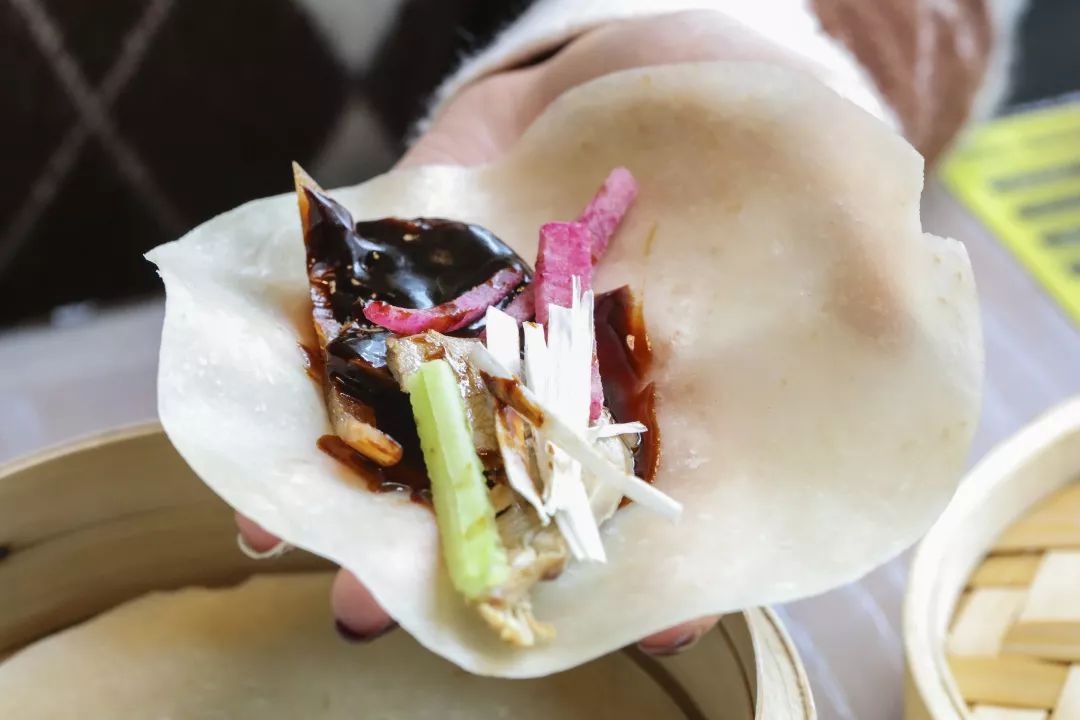 大董烤鸭人均消费,大董烤鸭北京总店人均10000块钱