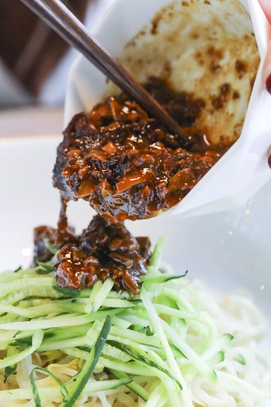 大董烤鸭人均消费,大董烤鸭北京总店人均10000块钱