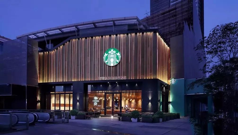 奈雪的茶比星巴克的优势在哪,星巴克咖啡和奈雪的茶